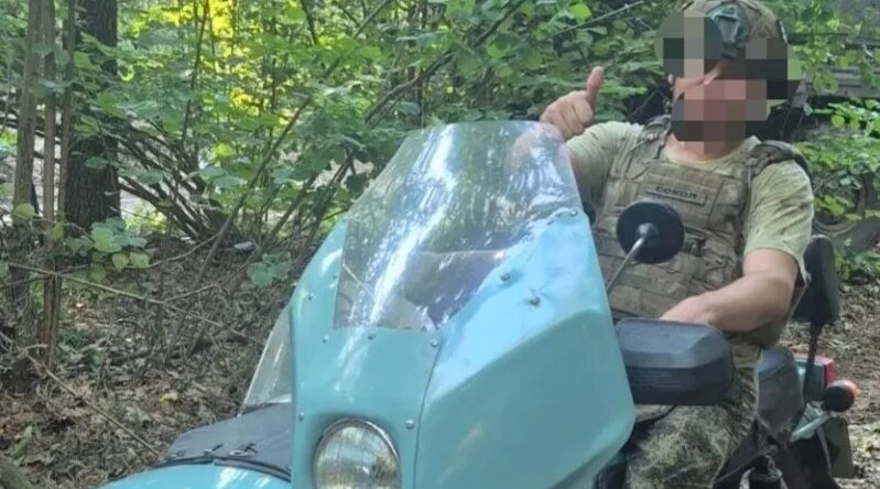 Житель Кокоревки подарил военнослужащим мотоцикл «Урал»