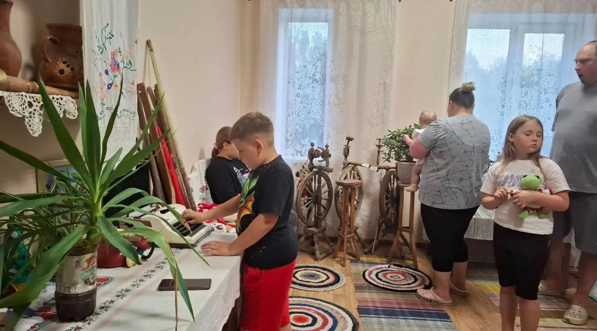 Старинные вещи из музея Невдольского СДК рассказали о далеком прошлом