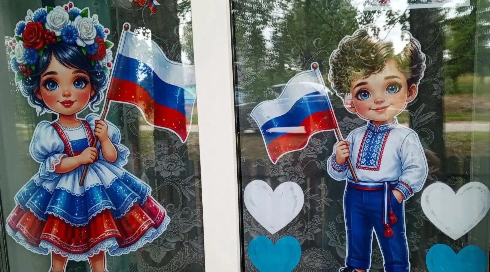 Семёновск встретил День флага России патриотическими акциями