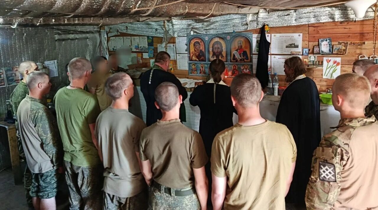 Священники Брянской епархии посетили воинов в суземском приграничье