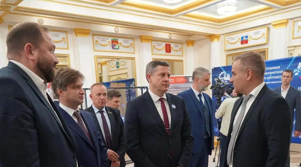День машиностроителя на Брянщине отметили чествованием работников отрасли