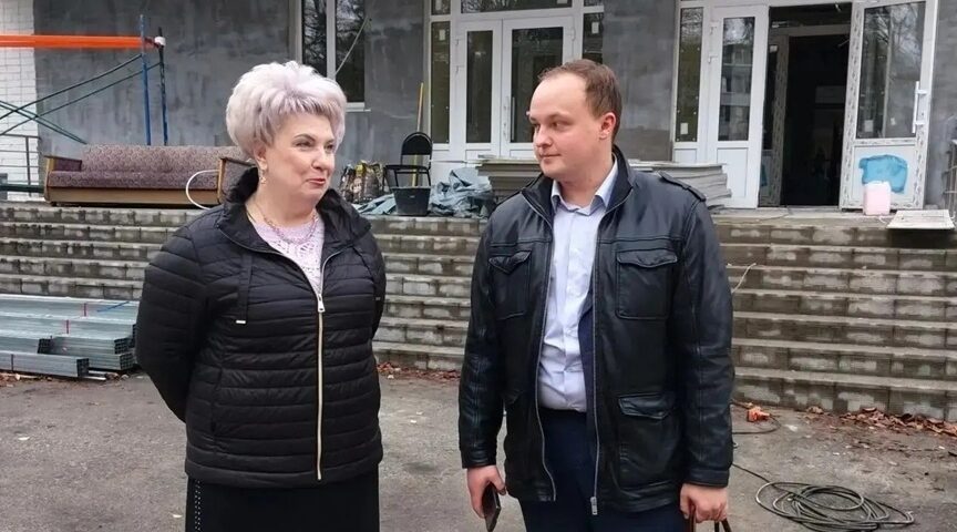 Глава департамента образования Брянщины проинспектировала ход ремонта школ